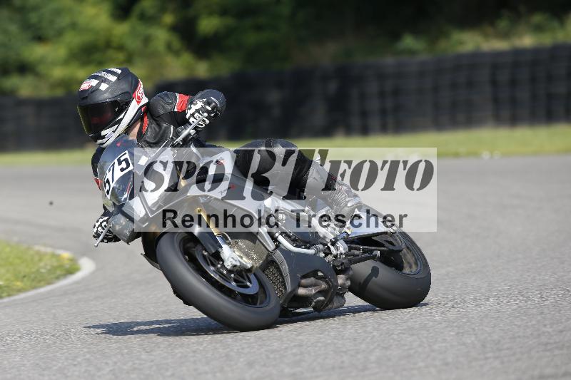/45 10.08.2025 Plüss Moto Sport ADR/Einsteiger/575